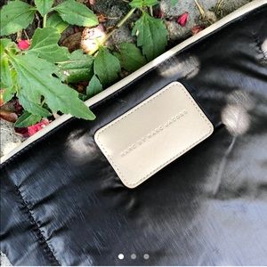 Marc by Marc Jacobs Puffer Zip Clutch Black Tan